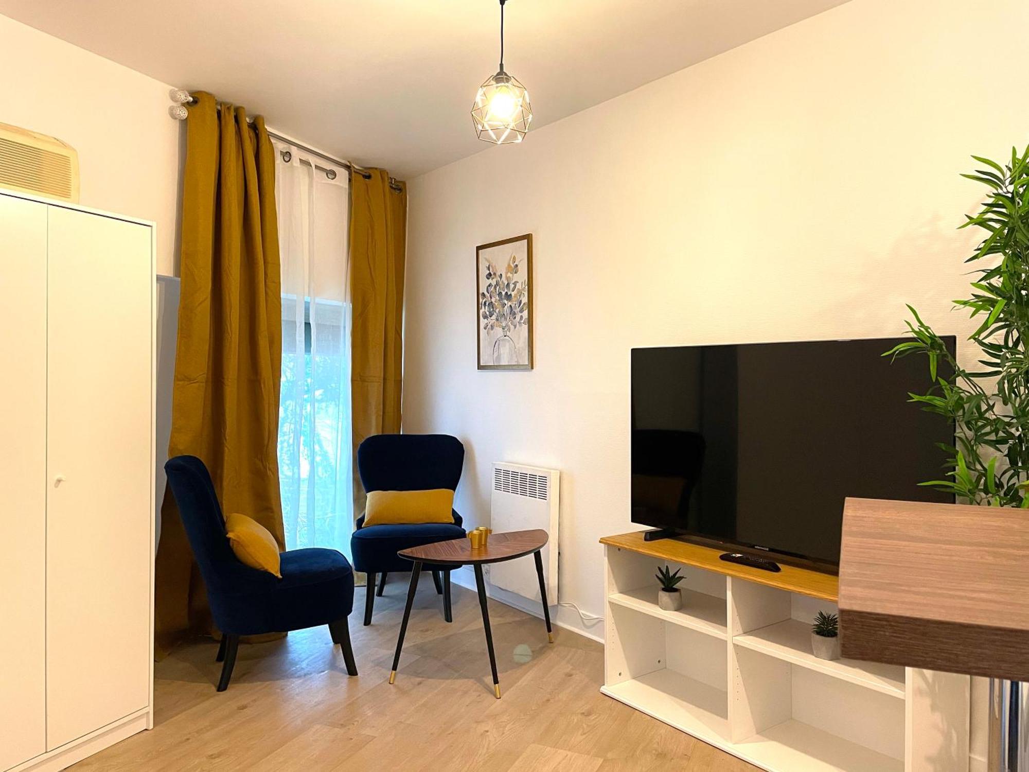 Les Entrepreneurs - Appartements Neufs Et Spacieux, Proche Rer C Et Aeroport Orly モランジ エクステリア 写真