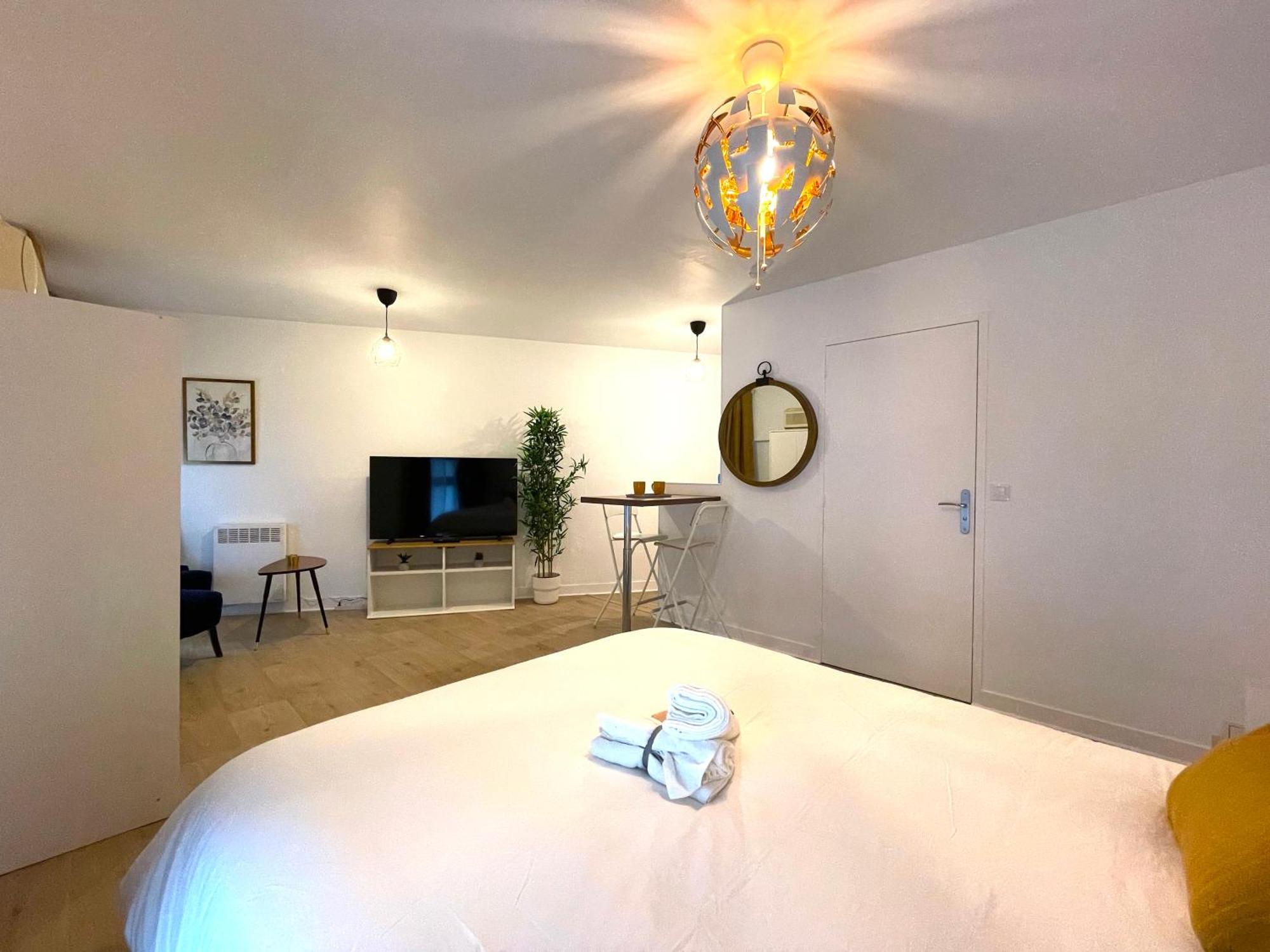Les Entrepreneurs - Appartements Neufs Et Spacieux, Proche Rer C Et Aeroport Orly モランジ エクステリア 写真