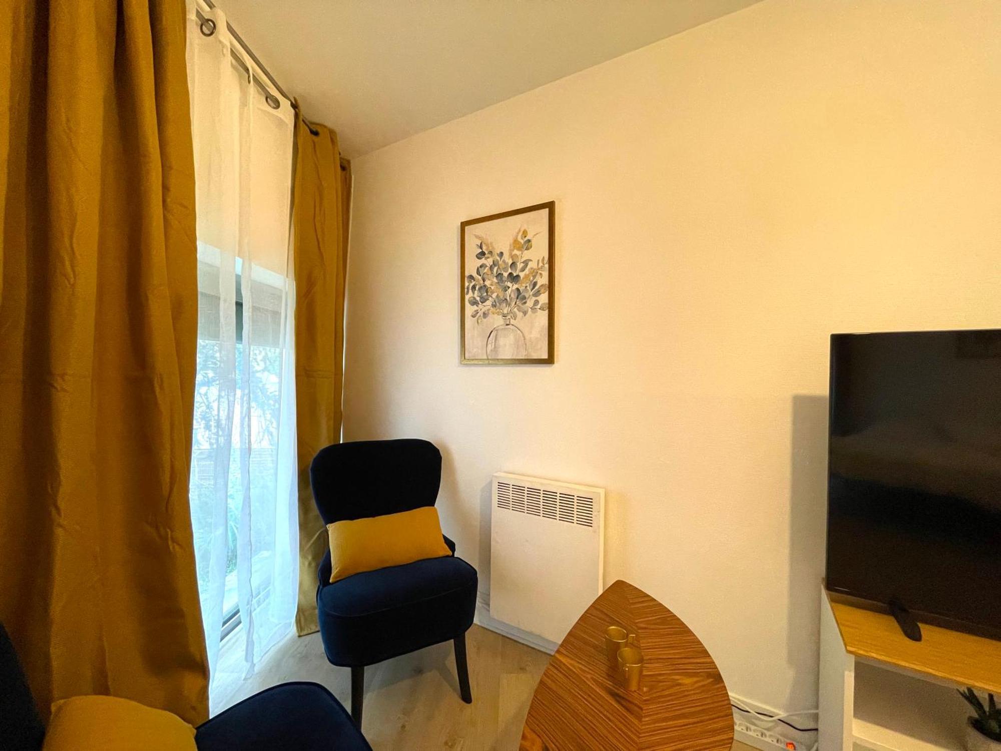 Les Entrepreneurs - Appartements Neufs Et Spacieux, Proche Rer C Et Aeroport Orly モランジ エクステリア 写真
