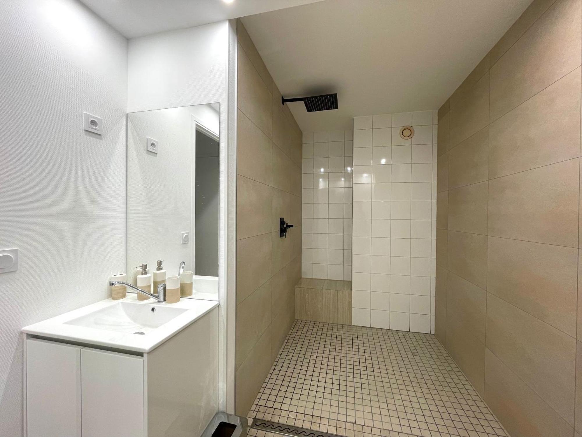 Les Entrepreneurs - Appartements Neufs Et Spacieux, Proche Rer C Et Aeroport Orly モランジ エクステリア 写真
